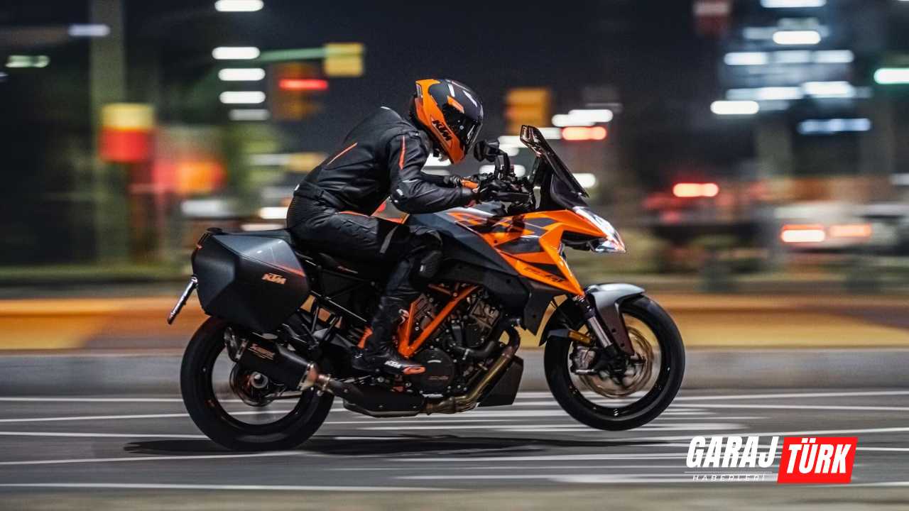 KTM 1290 Super Duke GT